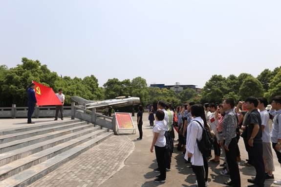 申明: C:\Users\Administrator\Desktop\信息及PPT材料\124A6664.JPG
